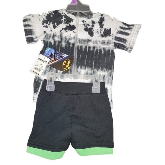 Batman matching set short sleeve shirt & shorts size 12 months New with tags - Picture 2 of 5